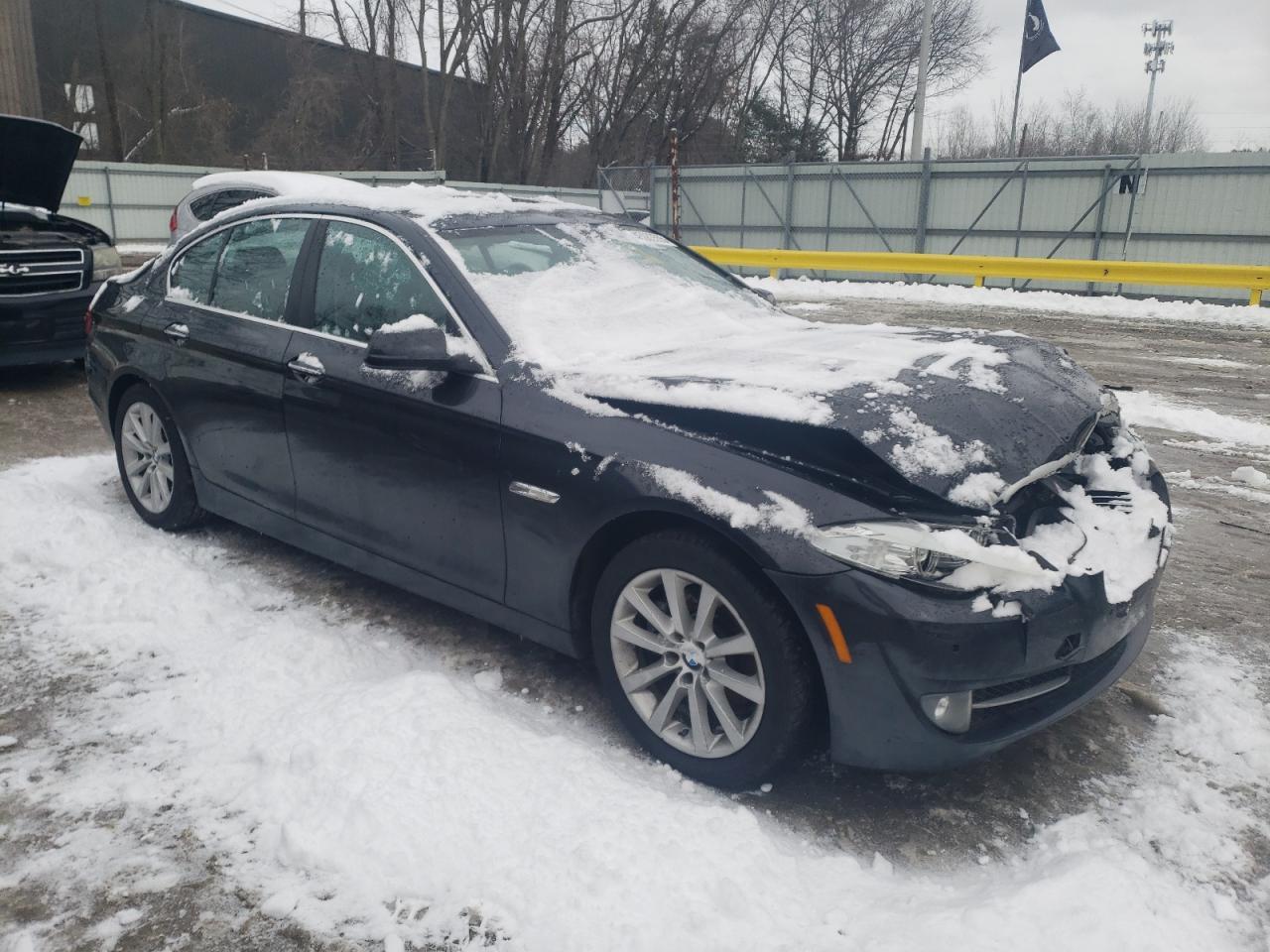 2013 BMW 528 XI - Image 4