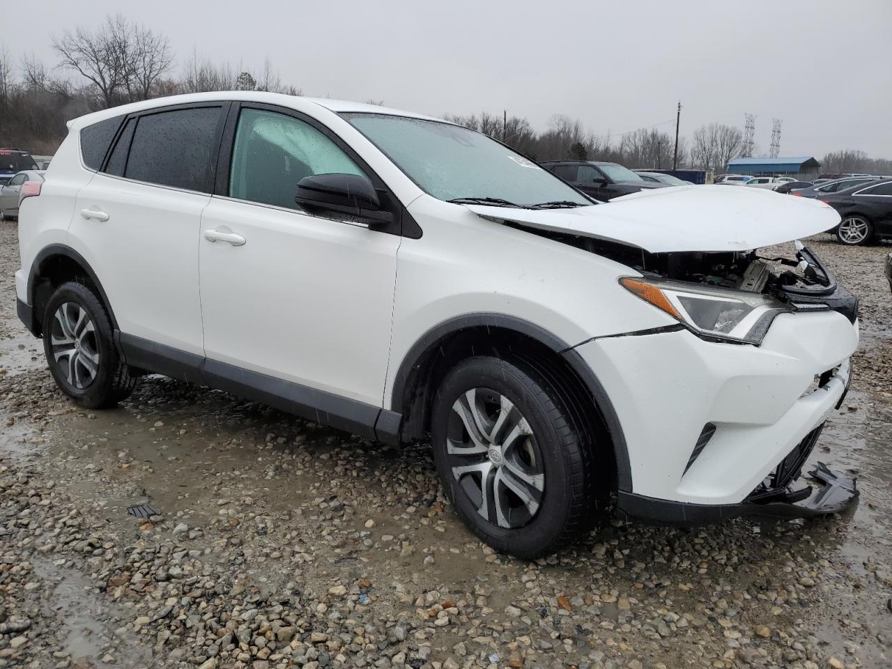 2018 TOYOTA RAV4 LE - Image 4