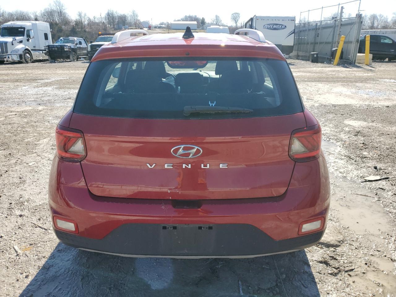 2020 HYUNDAI VENUE SEL - Фото 6