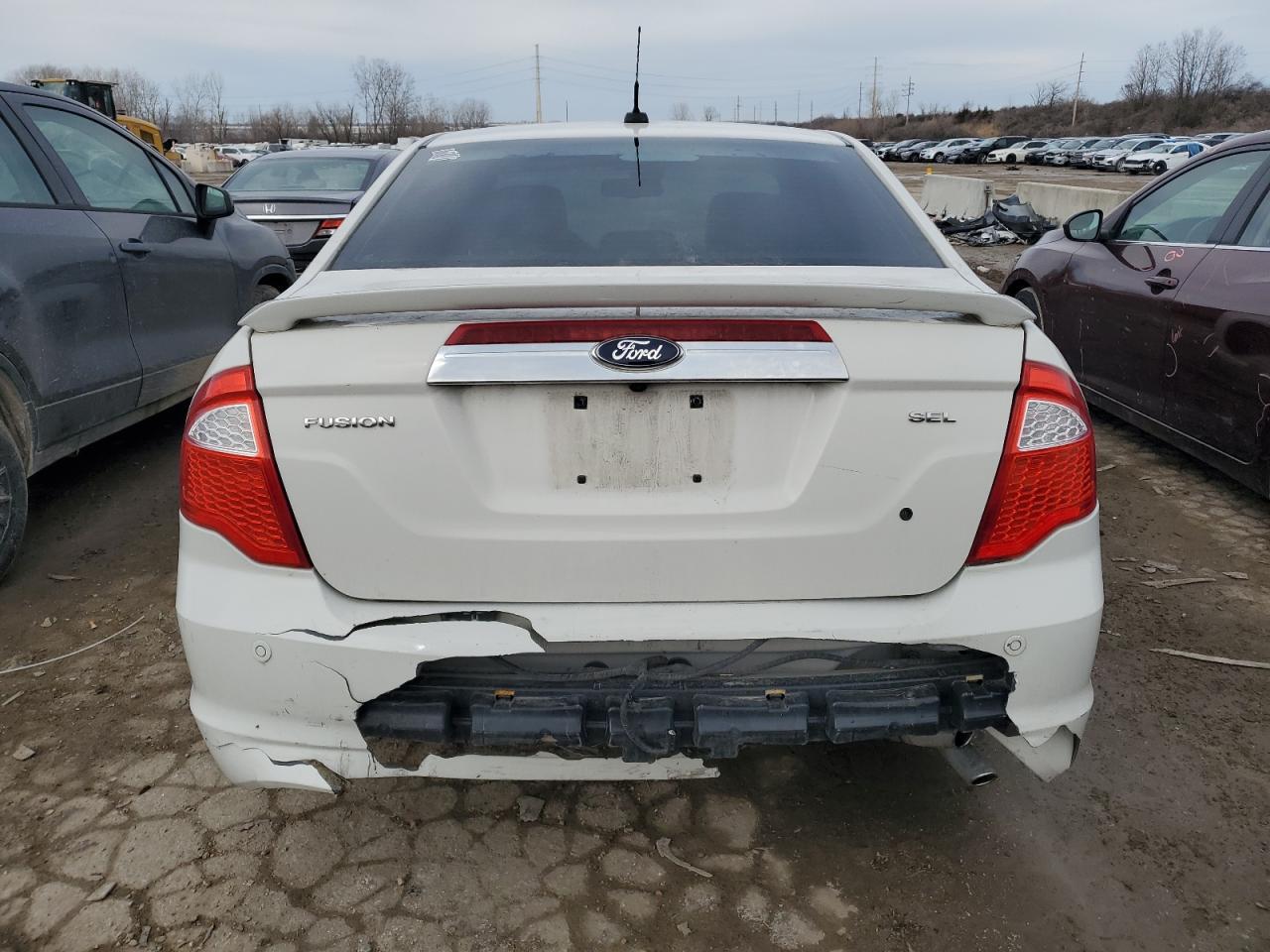 2012 FORD FUSION SEL - Image 6