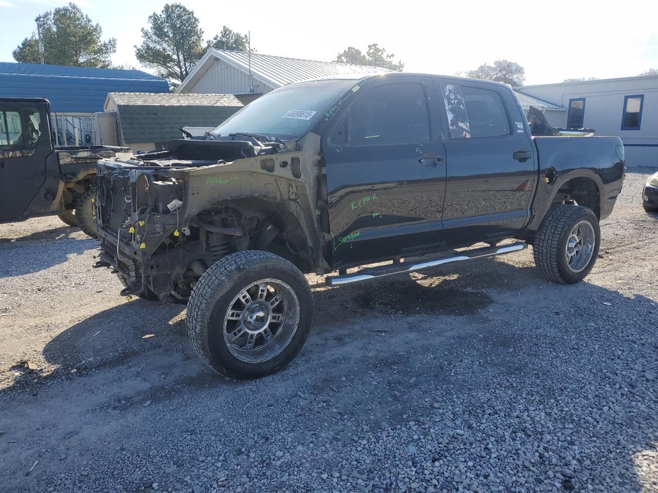 2013 TOYOTA TUNDRA CRE