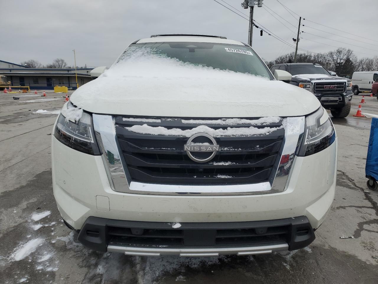 2023 NISSAN PATHFINDER - Фото 5
