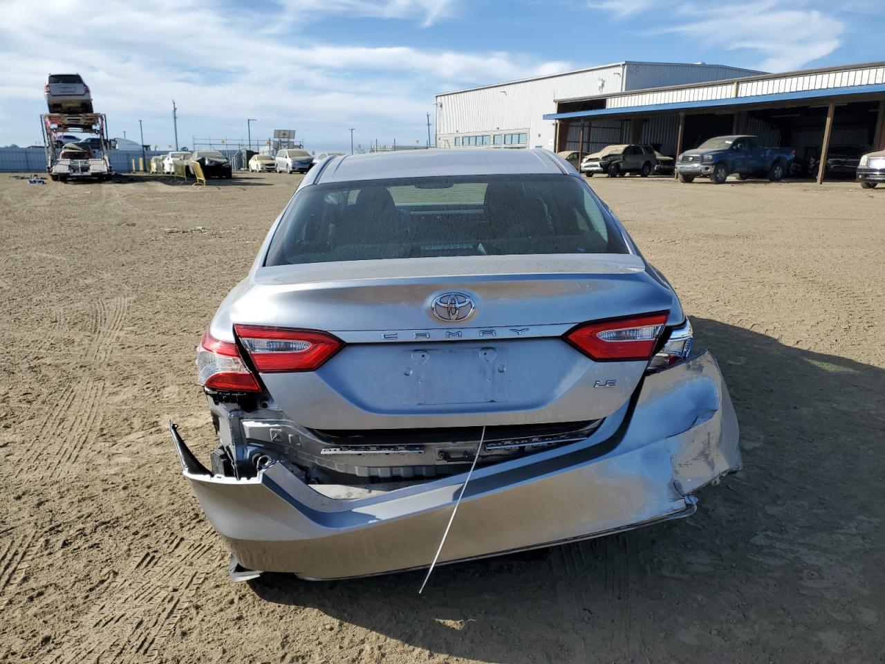 2018 TOYOTA CAMRY L - Фото 6