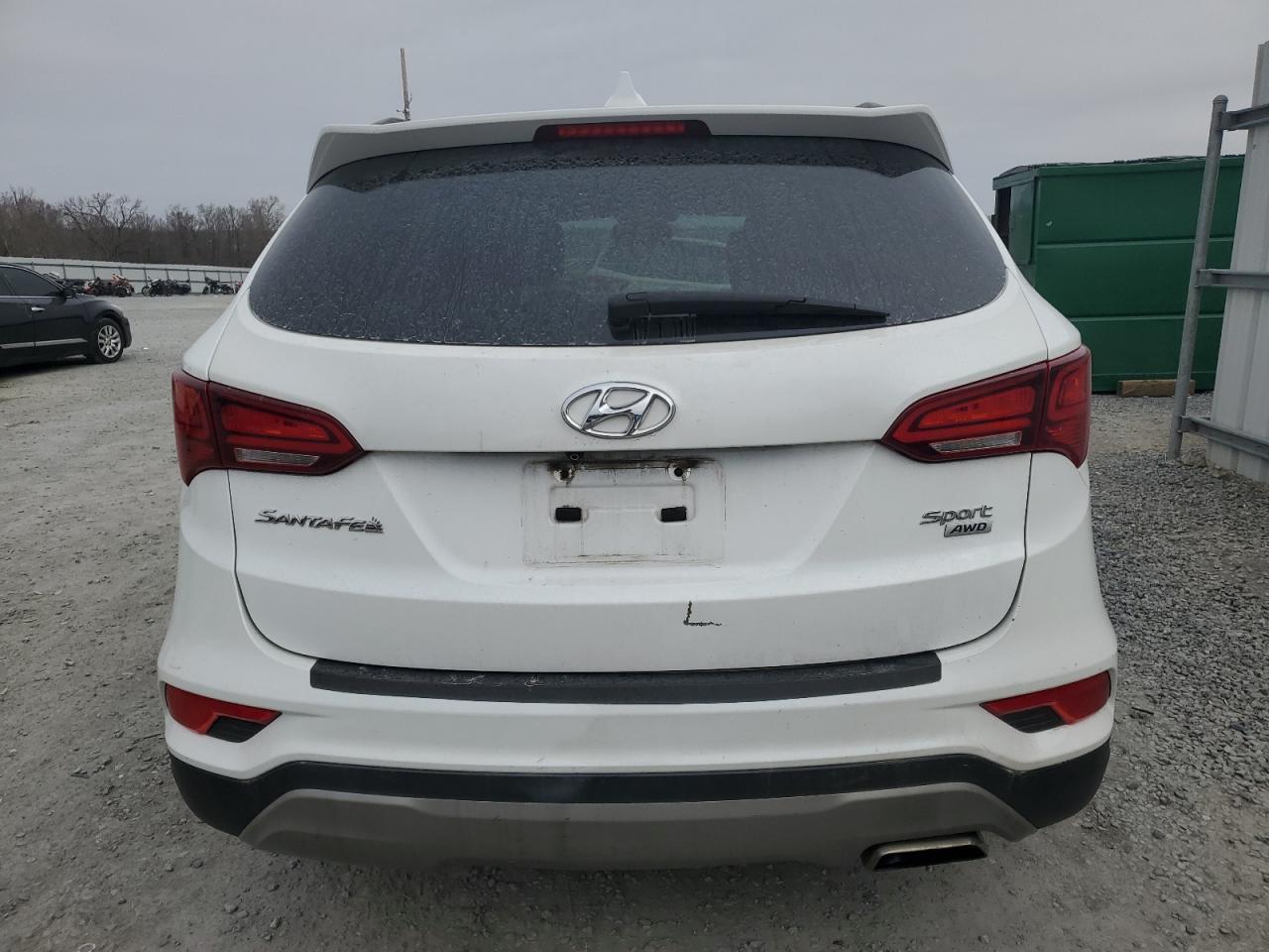 2017 HYUNDAI SANTA FE S - Image 6