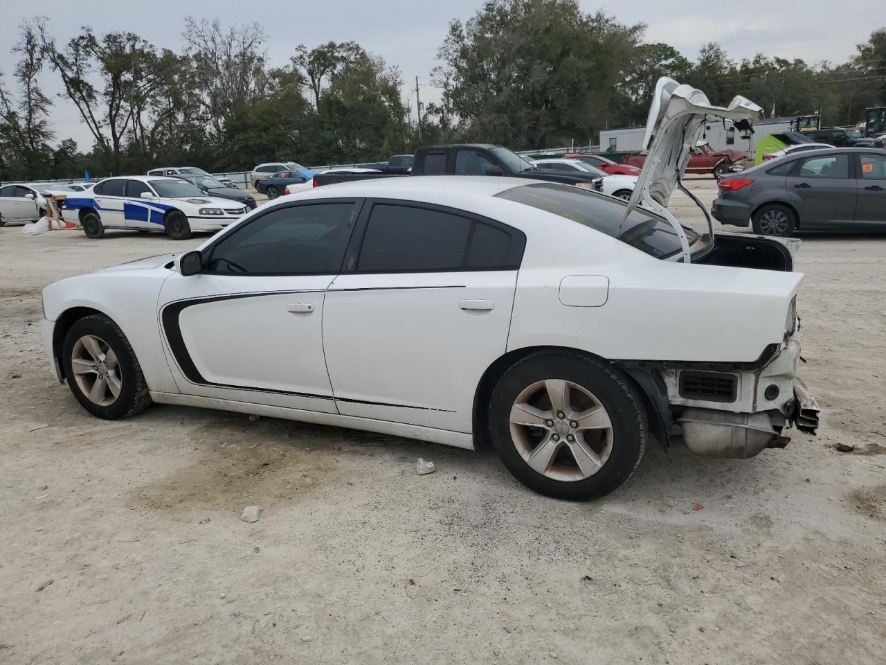 2014 DODGE CHARGER SE - Image 2