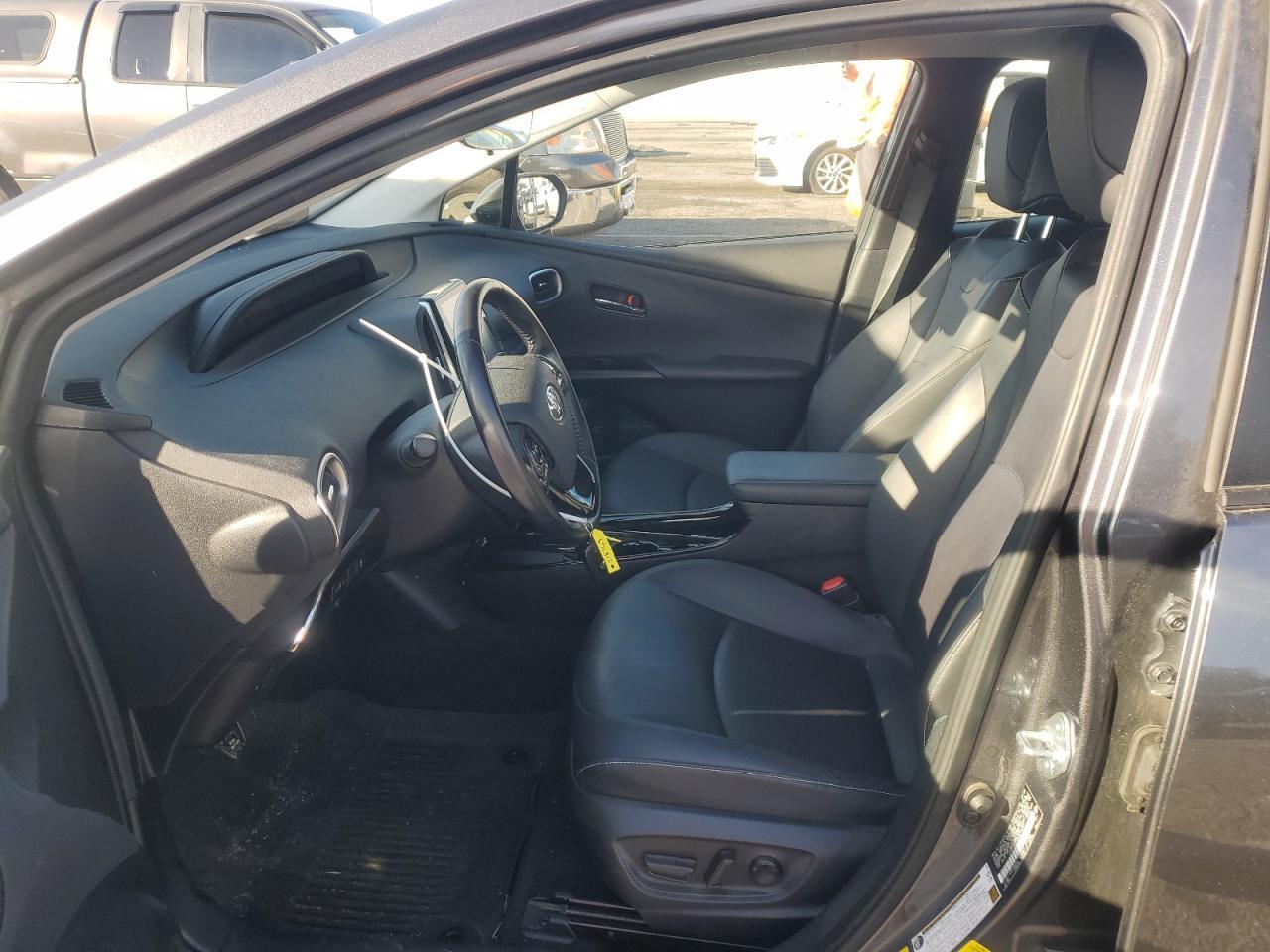2022 TOYOTA PRIUS PRIM - Фото 7