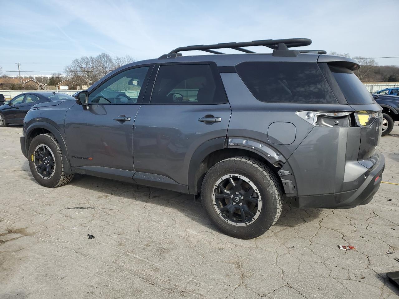 2024 NISSAN PATHFINDER - Image 2