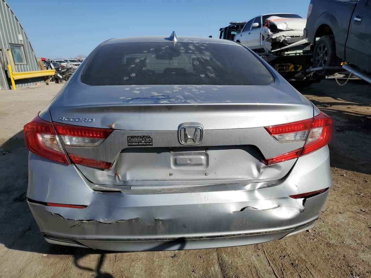 2018 HONDA ACCORD LX - Фото 6