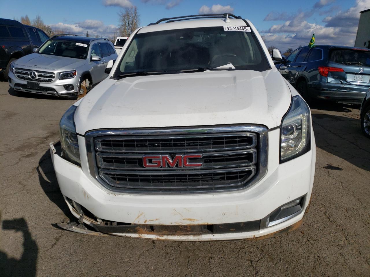 2016 GMC YUKON SLT - Image 5