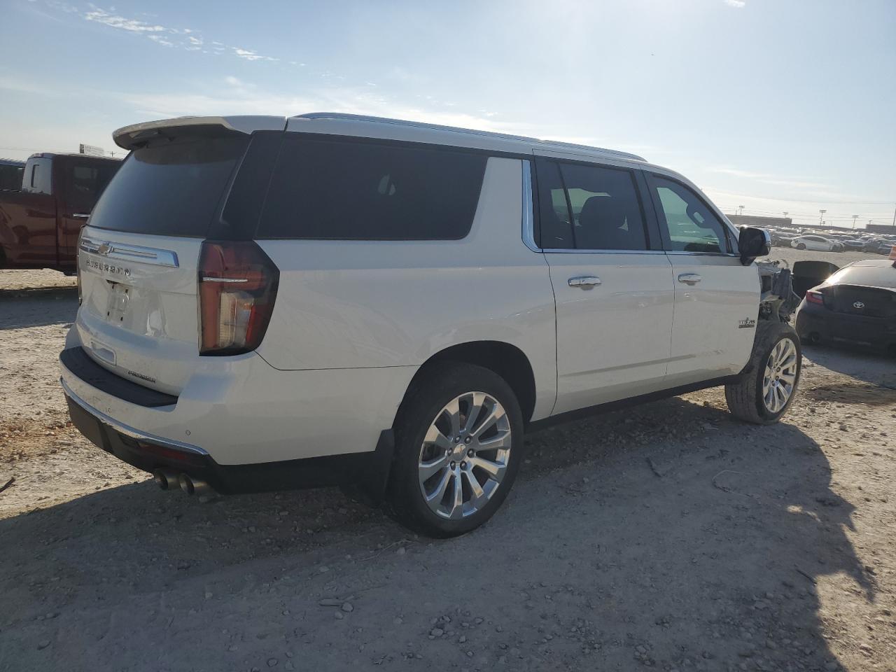 2023 CHEVROLET SUBURBAN C - Image 3