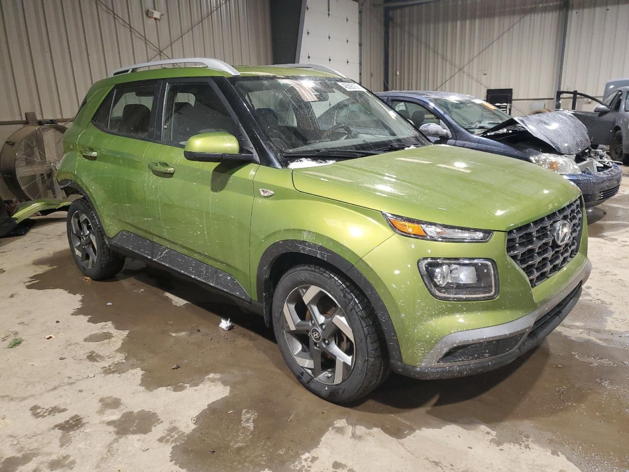 2022 HYUNDAI VENUE SEL - Фото 4