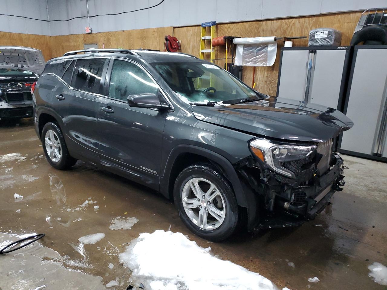 2021 GMC TERRAIN SL - Image 4