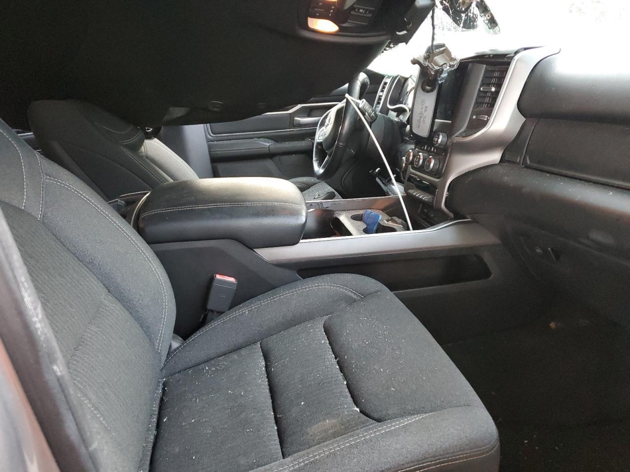 2019 RAM 1500 BIG H - Фото 7