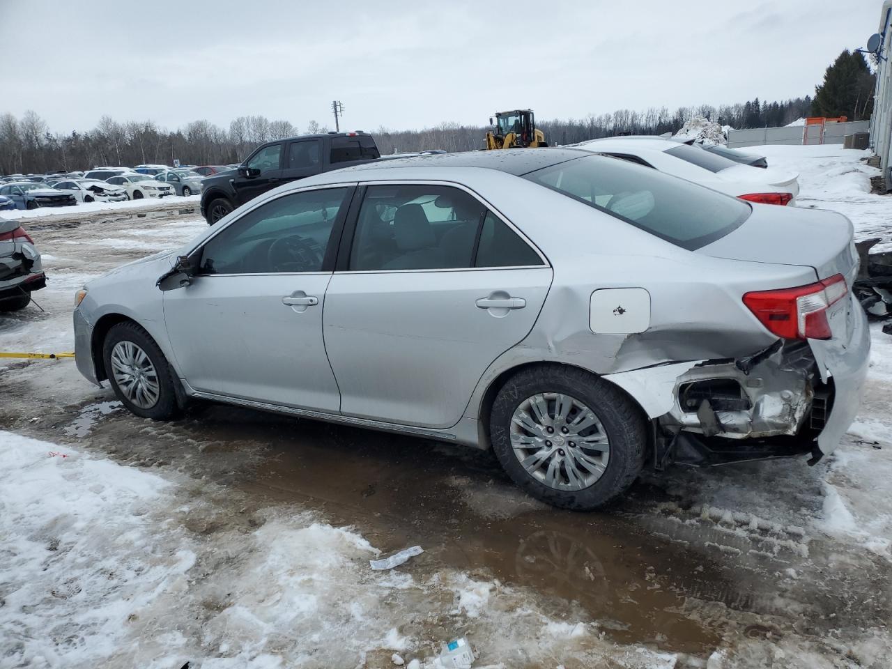 2014 TOYOTA CAMRY L - Image 2