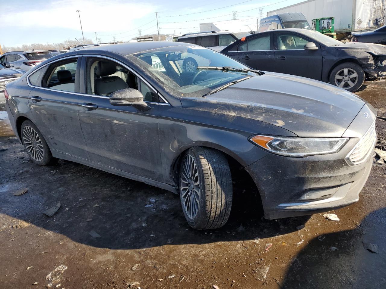 2017 FORD FUSION SE - Image 4