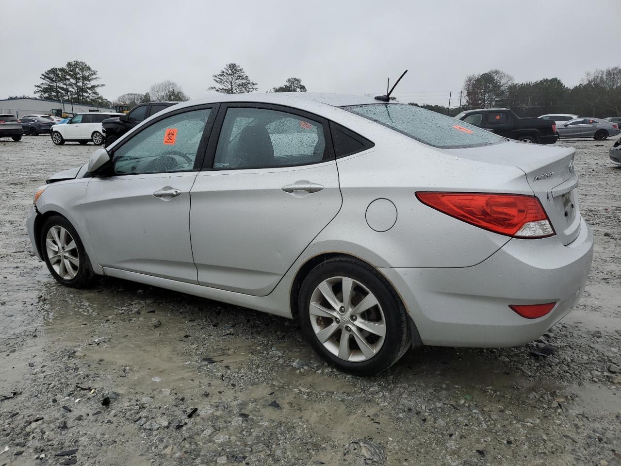 2014 HYUNDAI ACCENT GLS - Фото 2