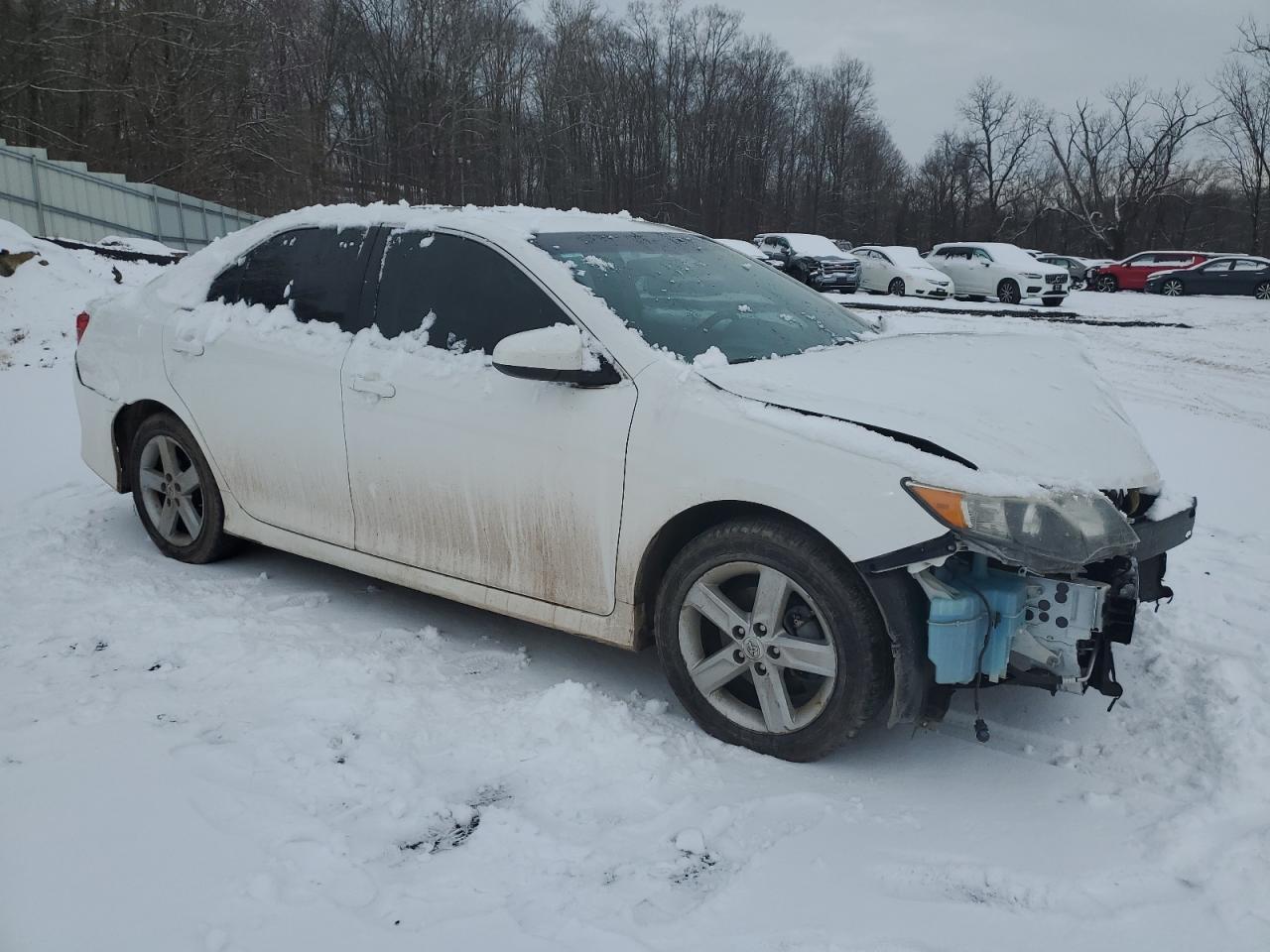 2014 TOYOTA CAMRY L - Image 4