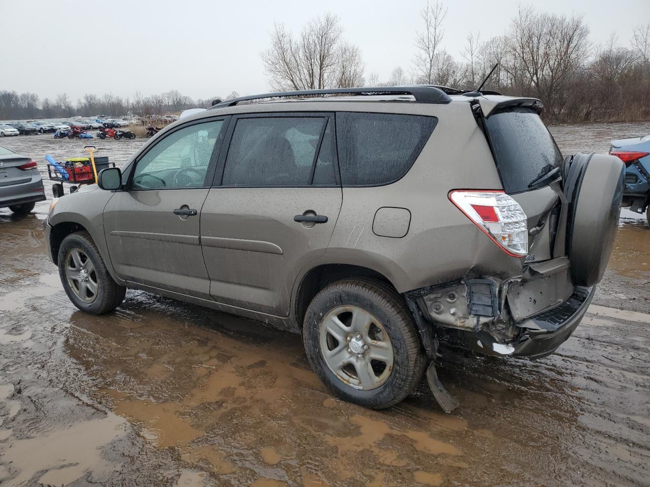 2011 TOYOTA RAV4 - Image 2
