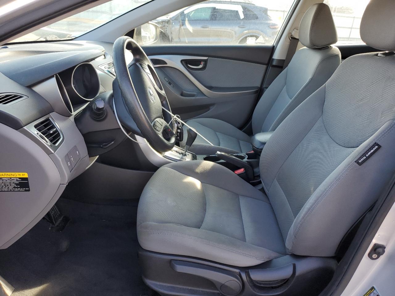 2013 HYUNDAI ELANTRA GL - Image 7
