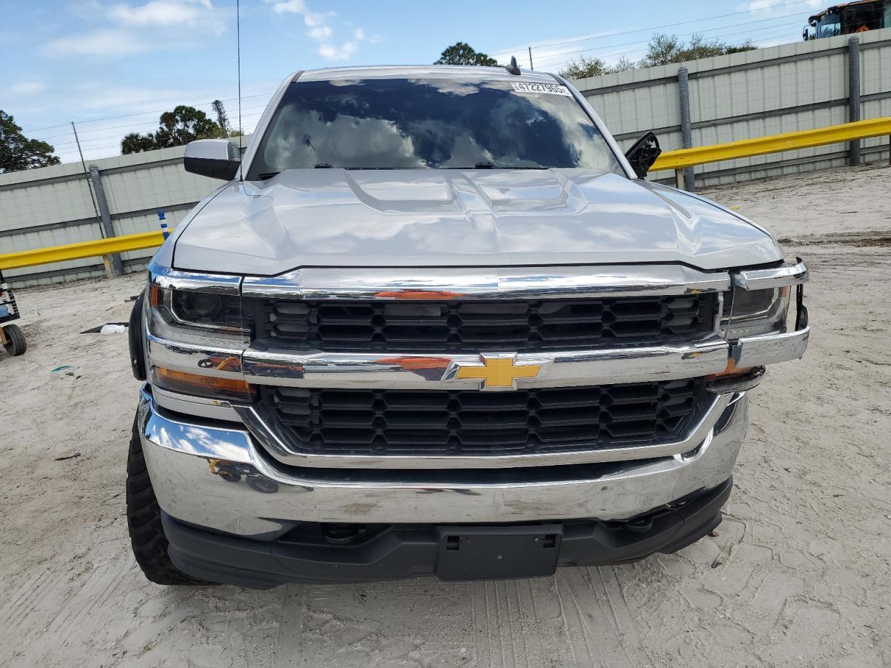 2016 CHEVROLET SILVERADO - Image 5