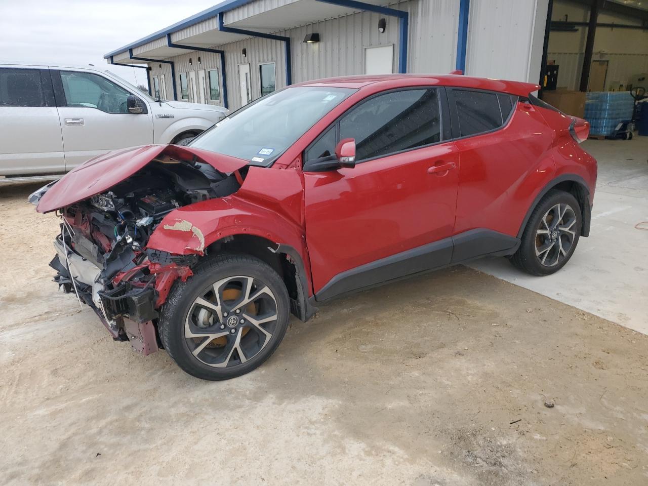 2021 TOYOTA C-HR XLE