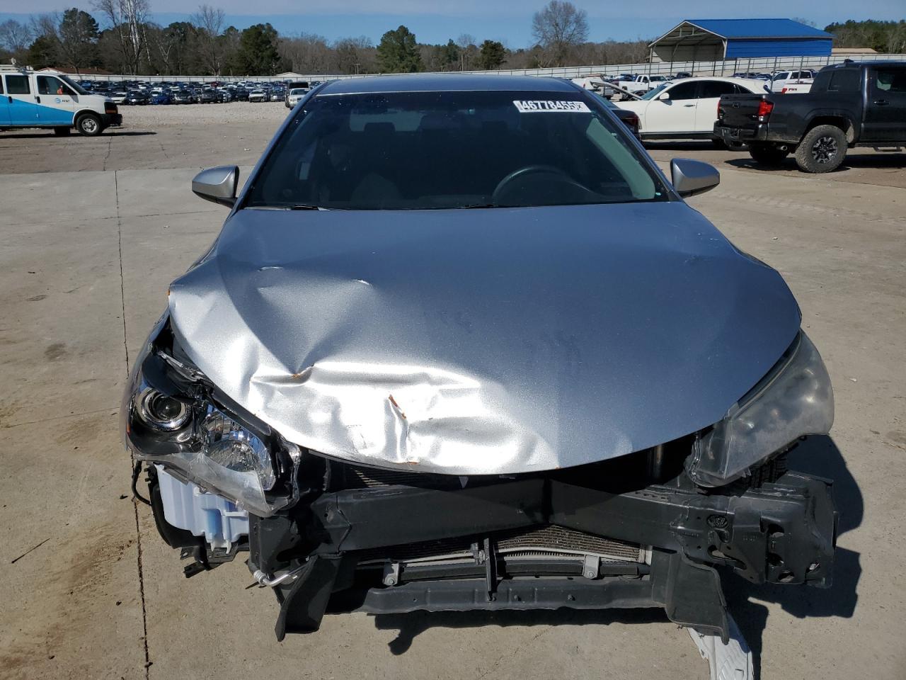 2017 TOYOTA CAMRY LE - Фото 5