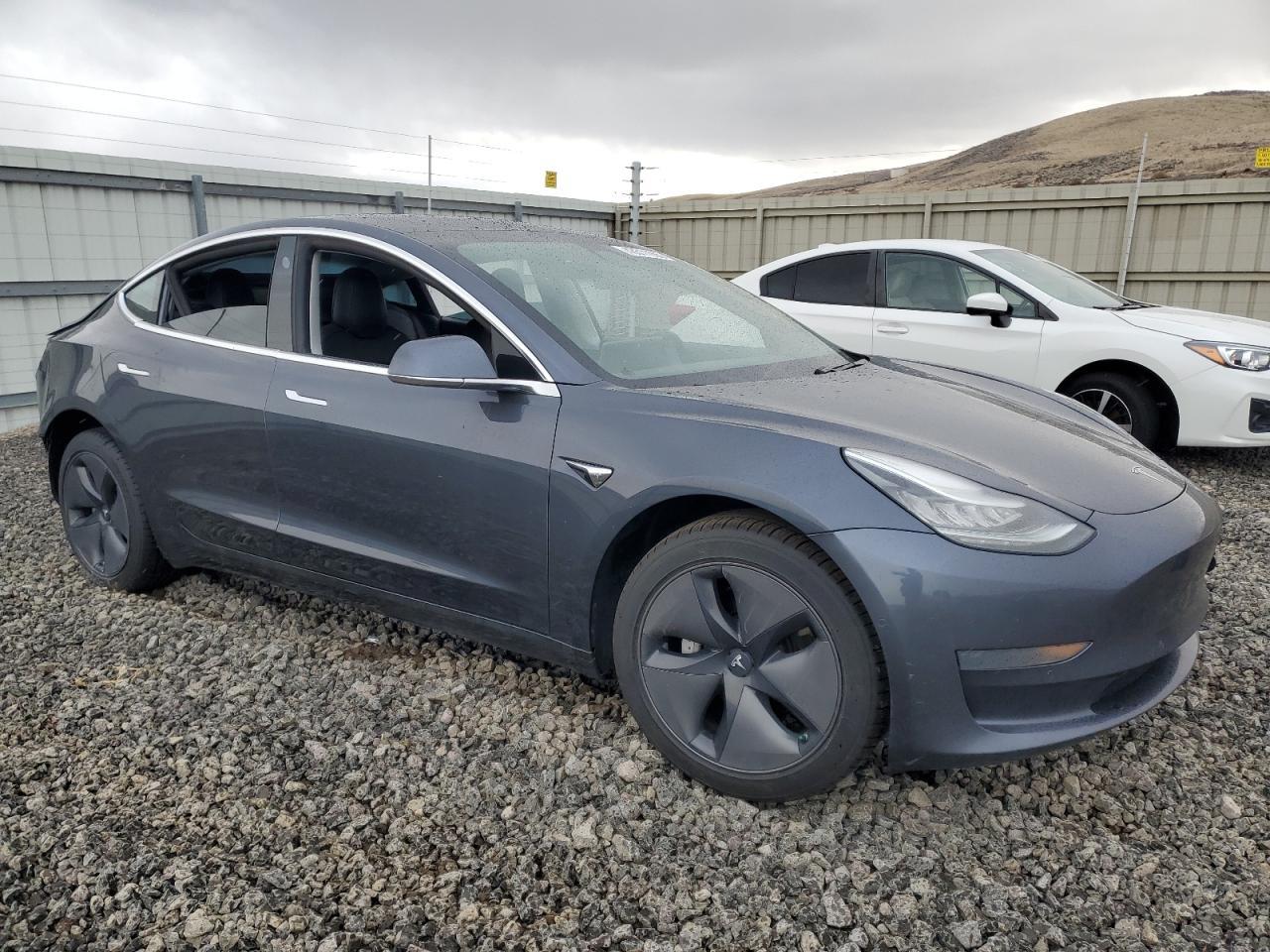 2019 TESLA MODEL 3 - Фото 4