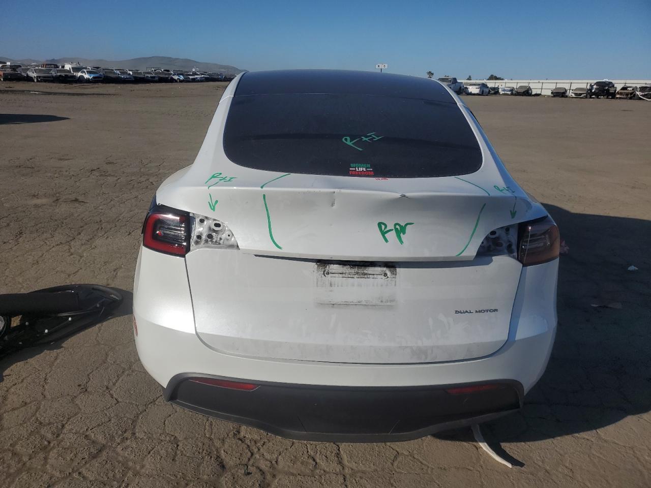 2024 TESLA MODEL Y - Image 6