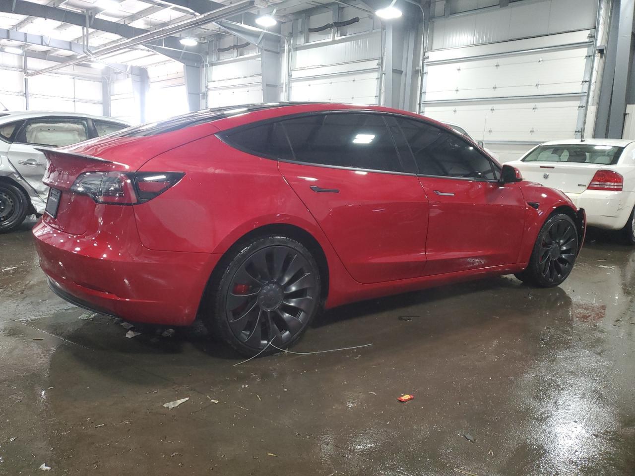 2023 TESLA MODEL 3 - Фото 3