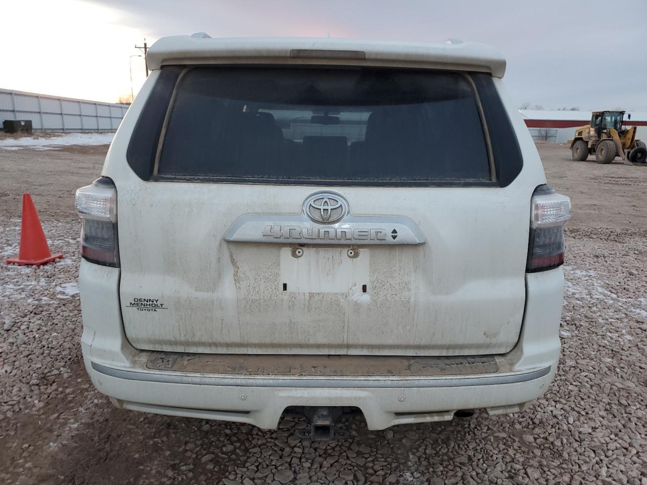 2018 TOYOTA 4RUNNER SR - Фото 6