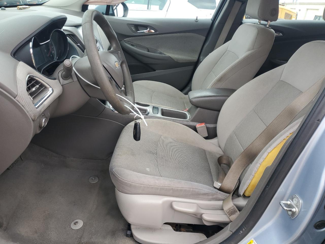 2017 CHEVROLET CRUZE LS - Image 7