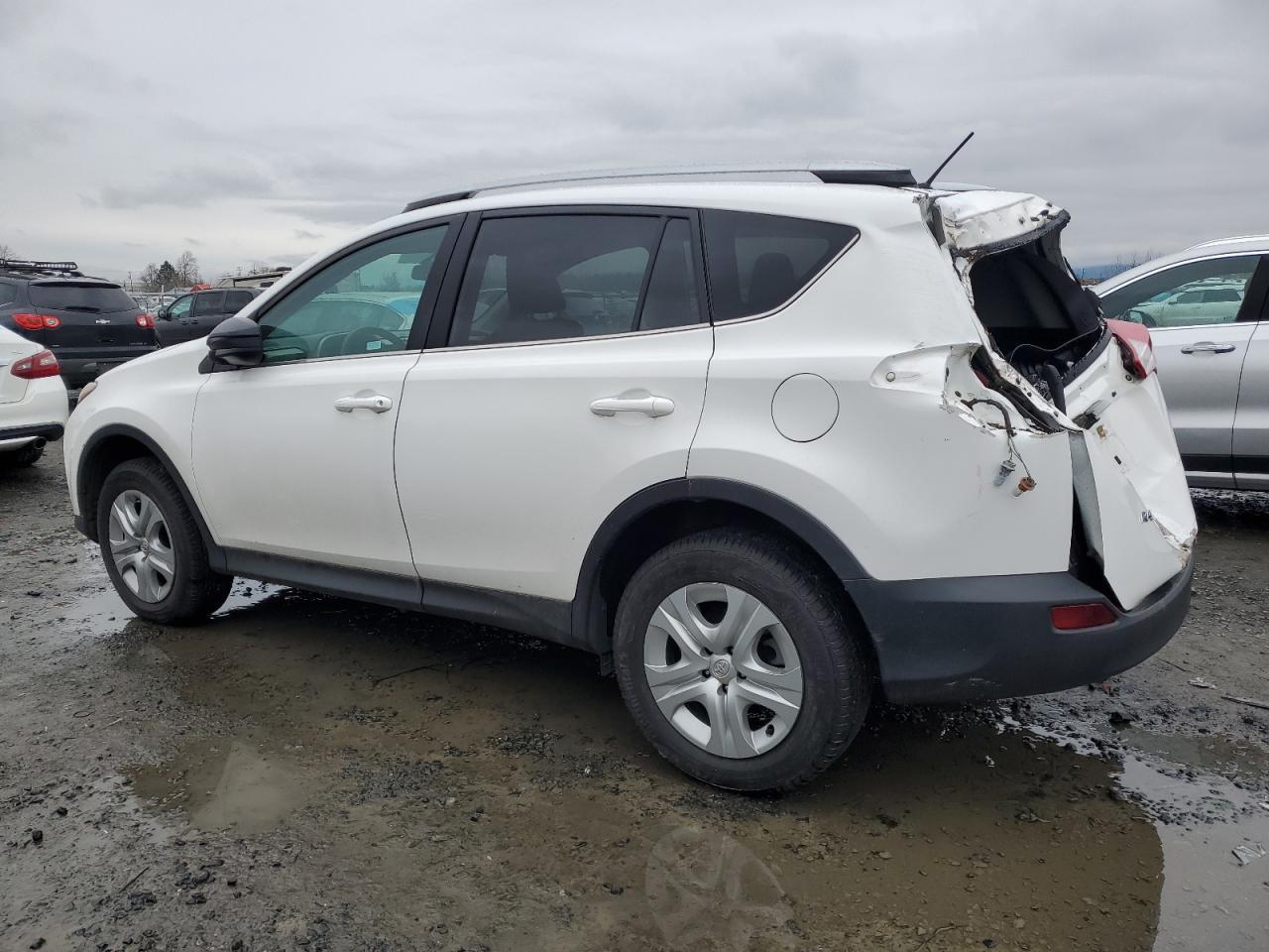2014 TOYOTA RAV4 LE - Image 2