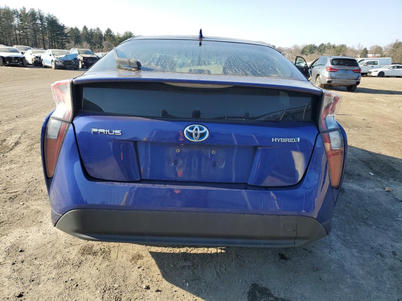 2016 TOYOTA PRIUS - Image 6