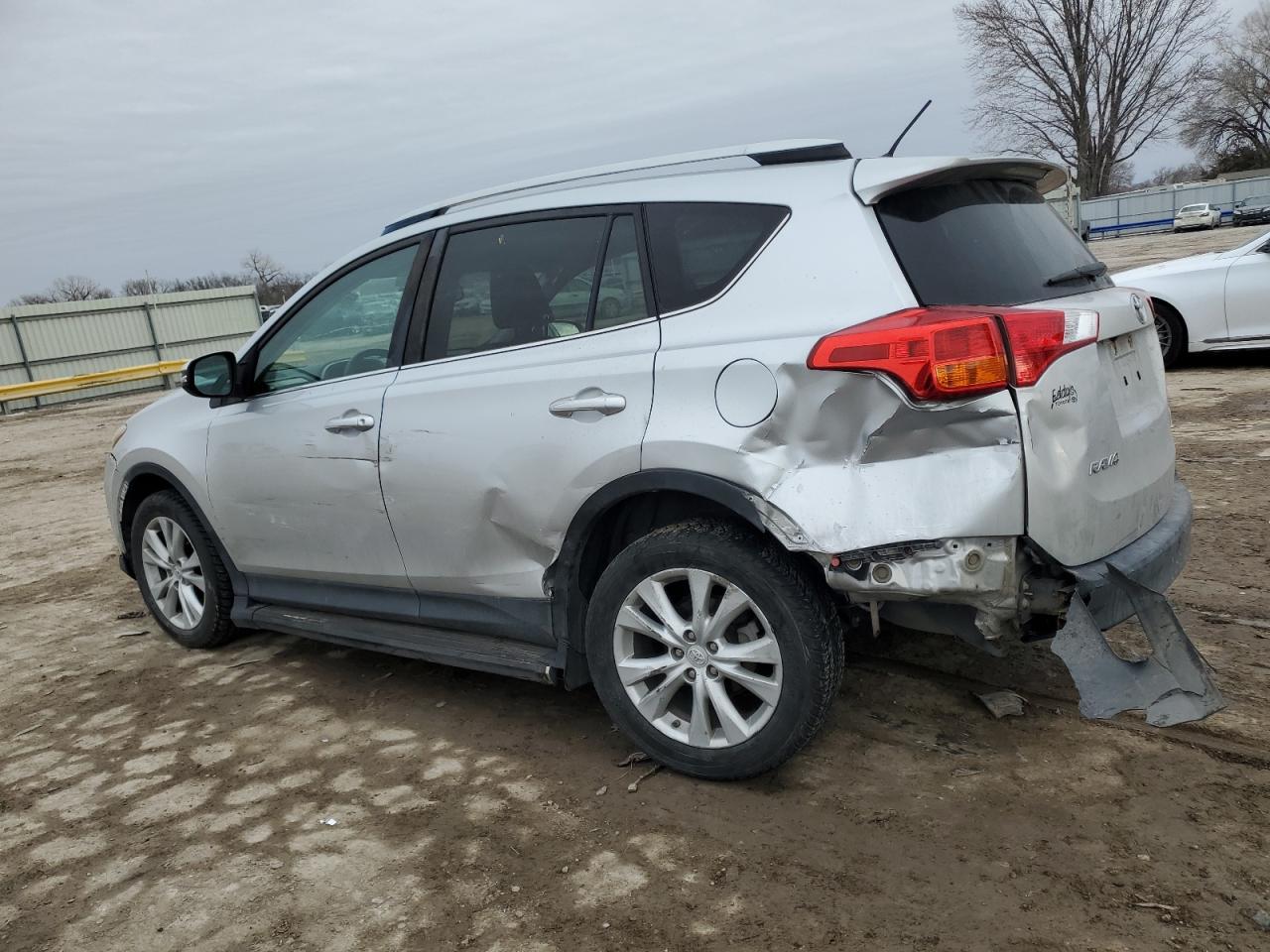 2015 TOYOTA RAV4 LIMIT - Image 2