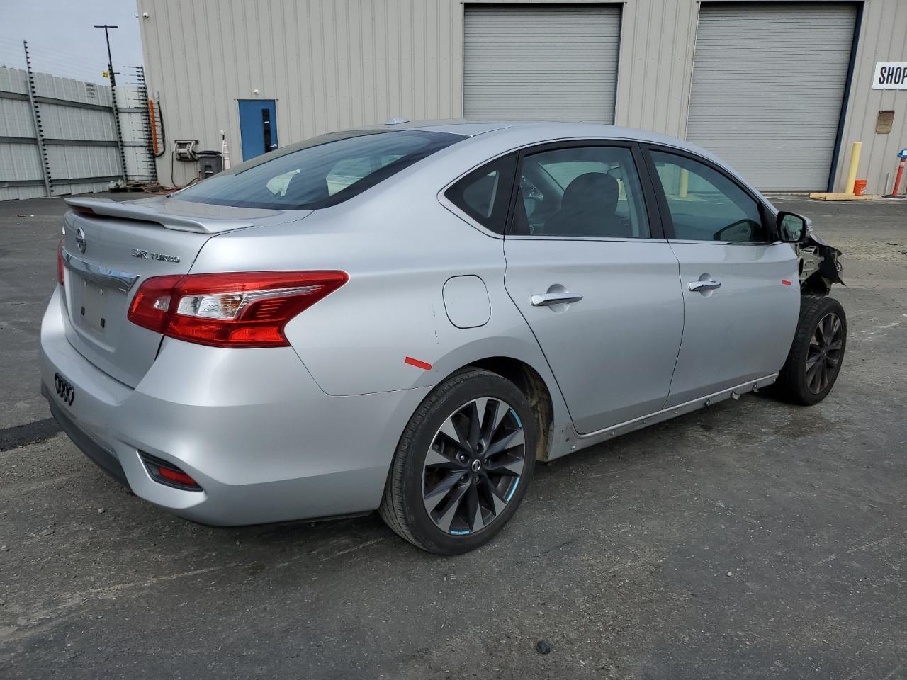 2017 NISSAN SENTRA SR - Фото 3