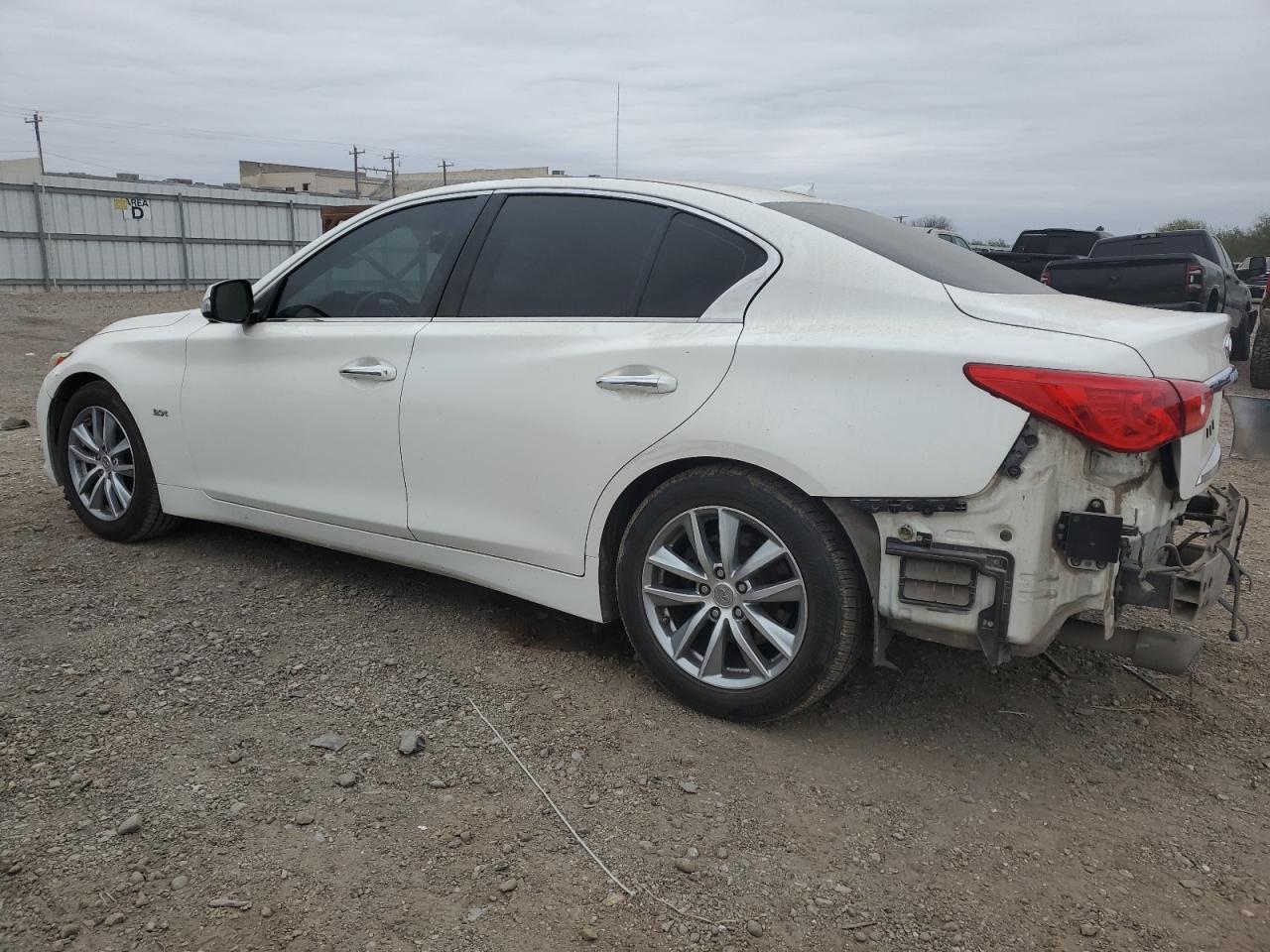 2016 INFINITI Q50 PREMIU - Фото 2