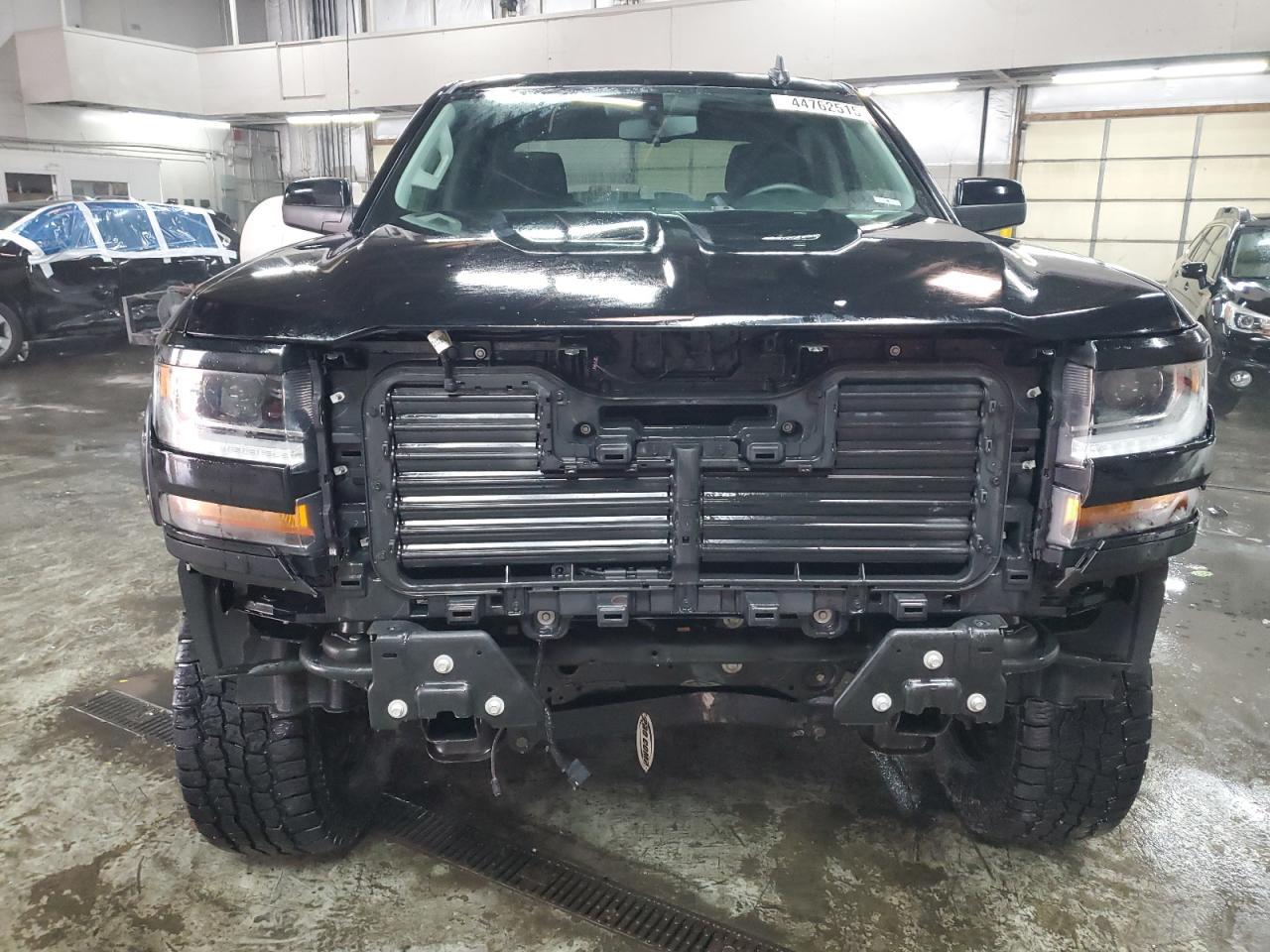 2017 CHEVROLET SILVERADO - Image 5