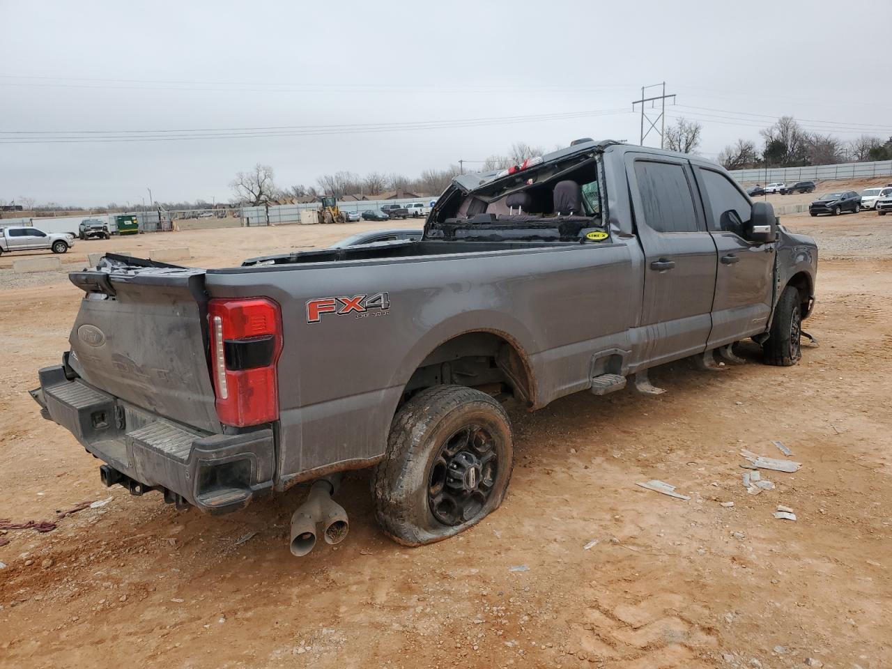 2024 FORD F250 SUPER - Фото 3