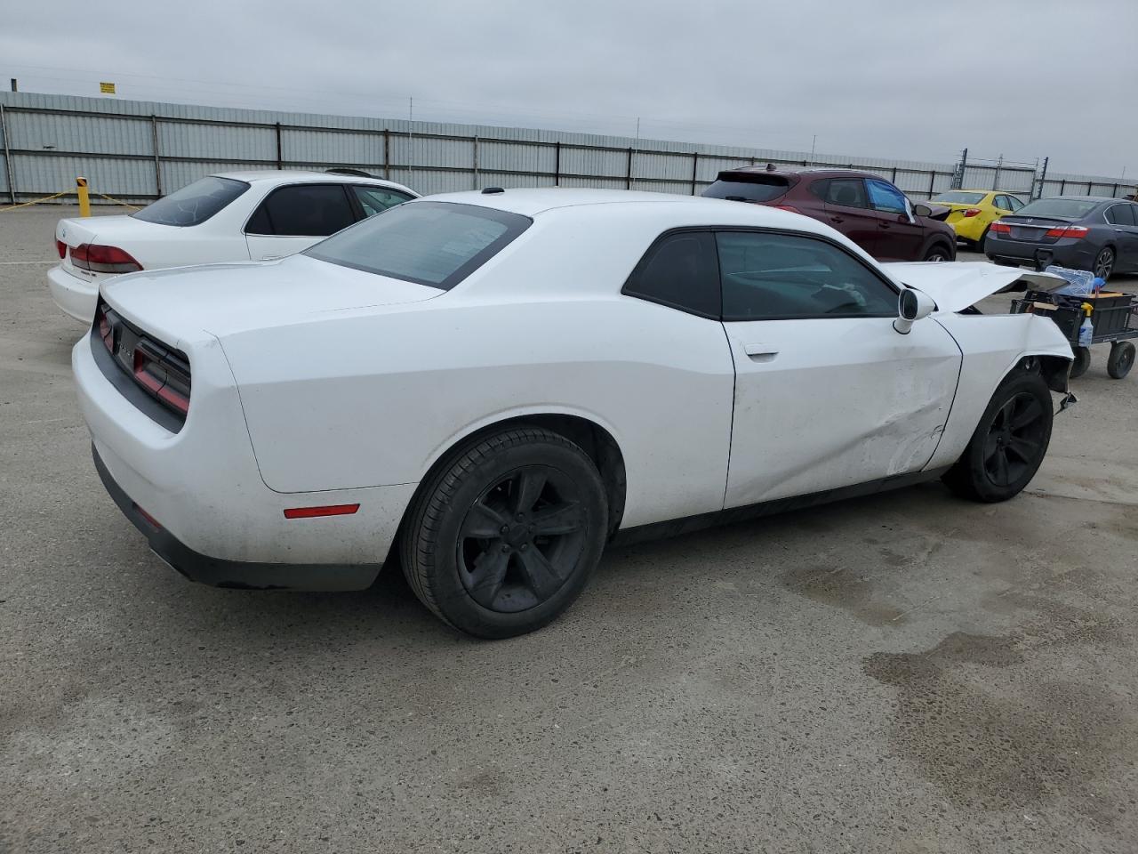 2015 DODGE CHALLENGER - Фото 3