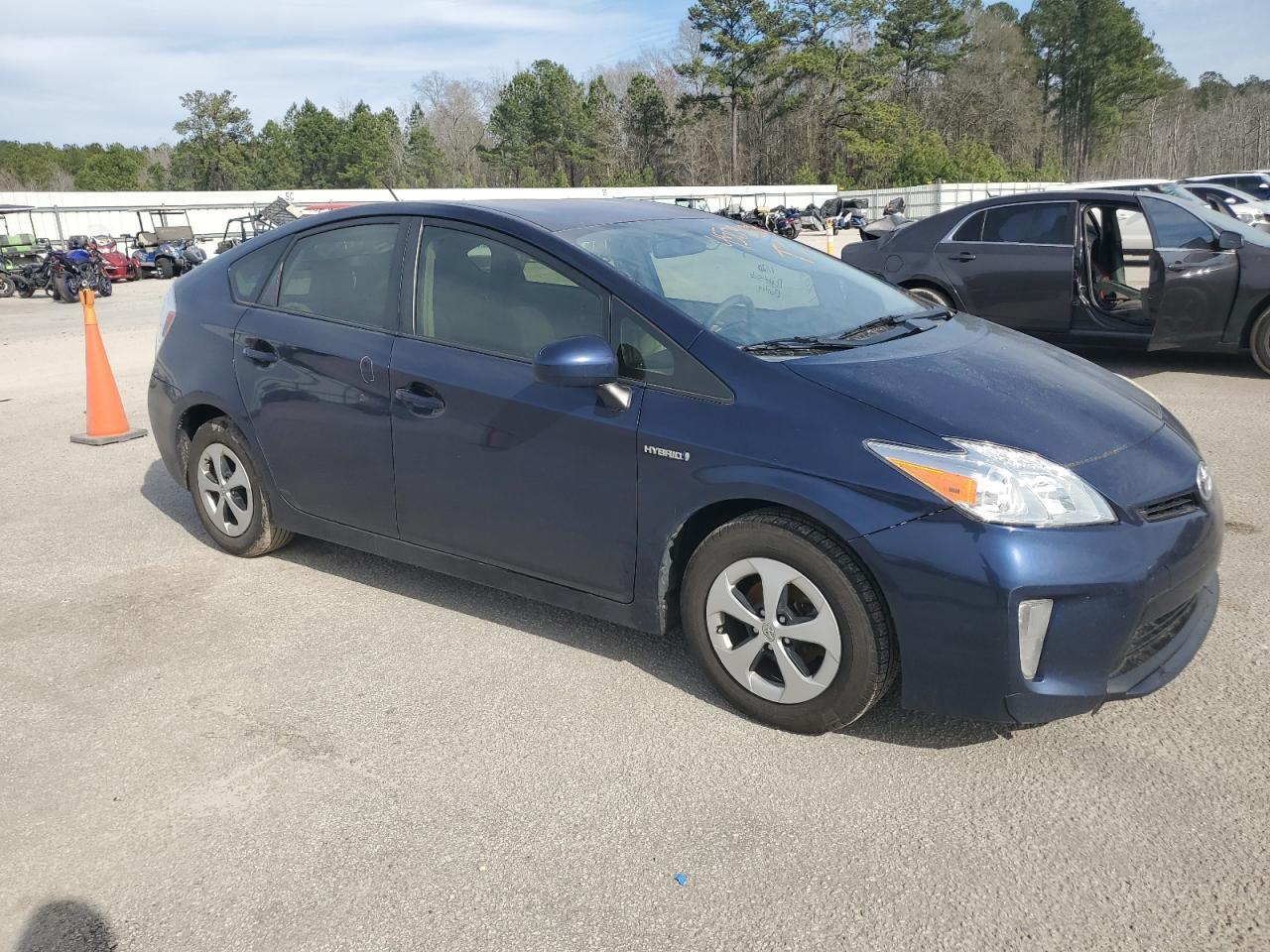 2015 TOYOTA PRIUS - Фото 4