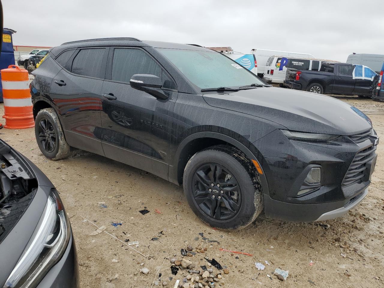2021 CHEVROLET BLAZER 2LT - Image 4