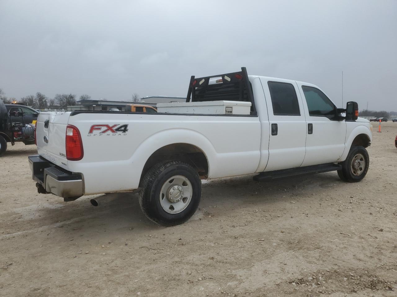 2013 FORD F250 SUPER - Фото 3
