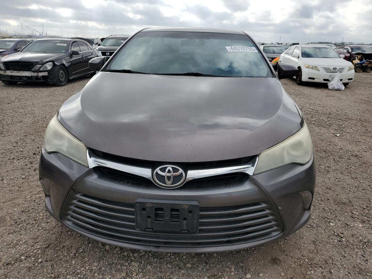 2016 TOYOTA CAMRY LE - Фото 5