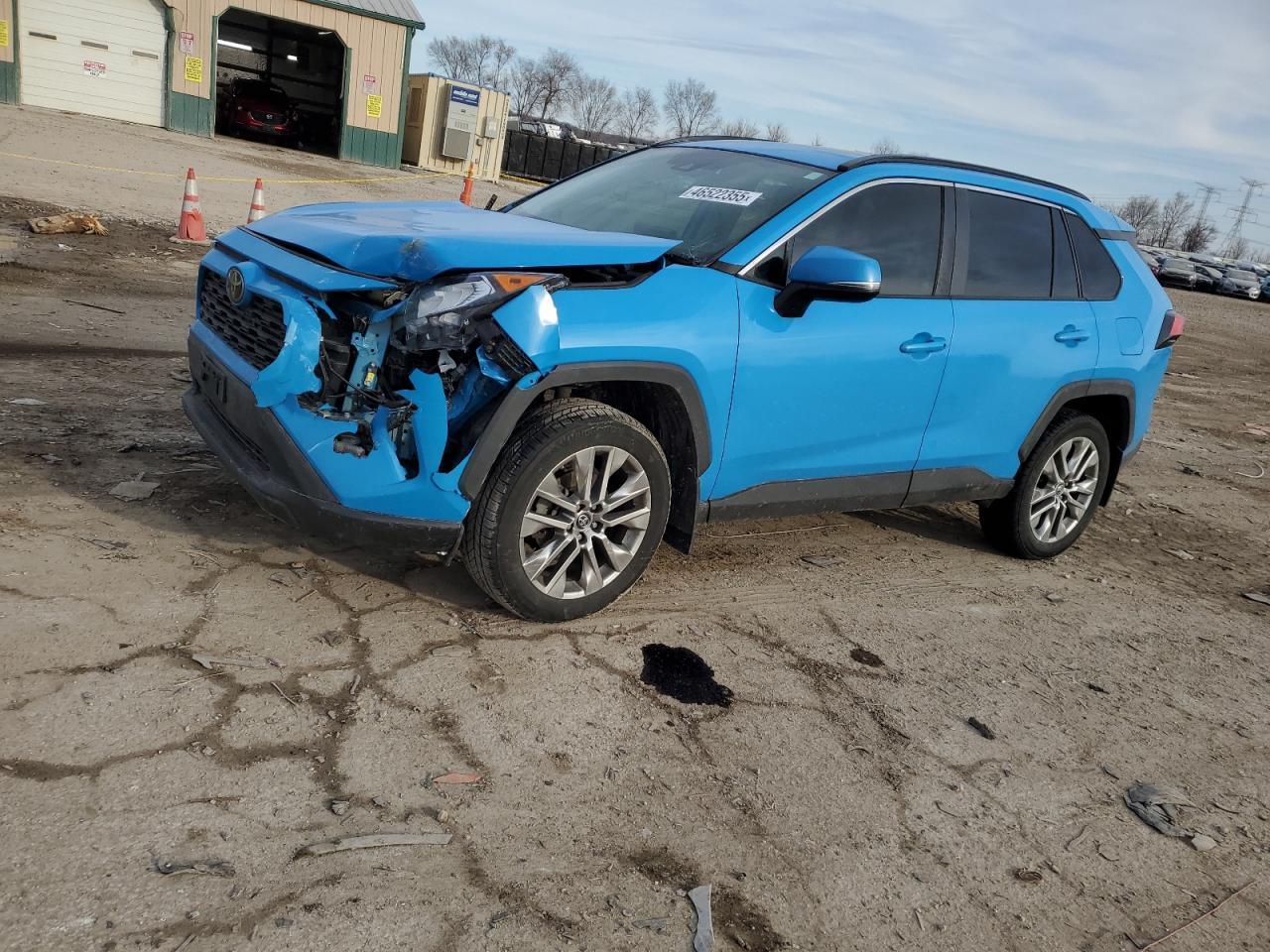 2019 TOYOTA RAV4 XLE P