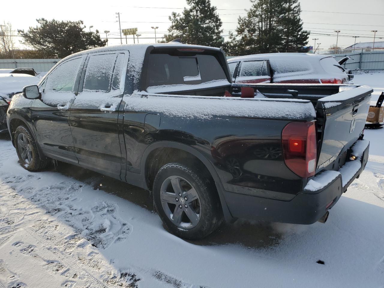 2022 HONDA RIDGELINE - Фото 2