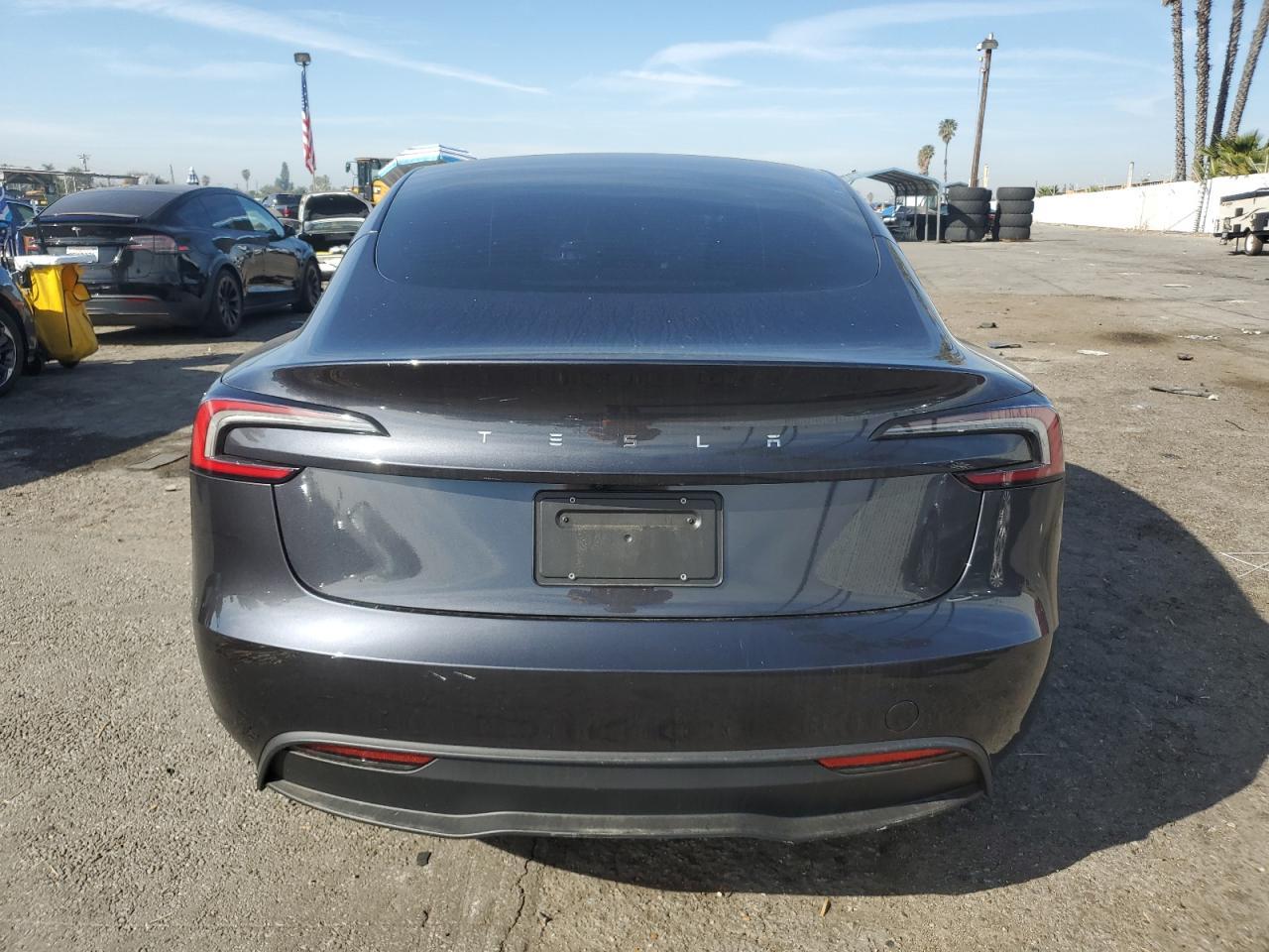 2024 TESLA MODEL 3 - Фото 6
