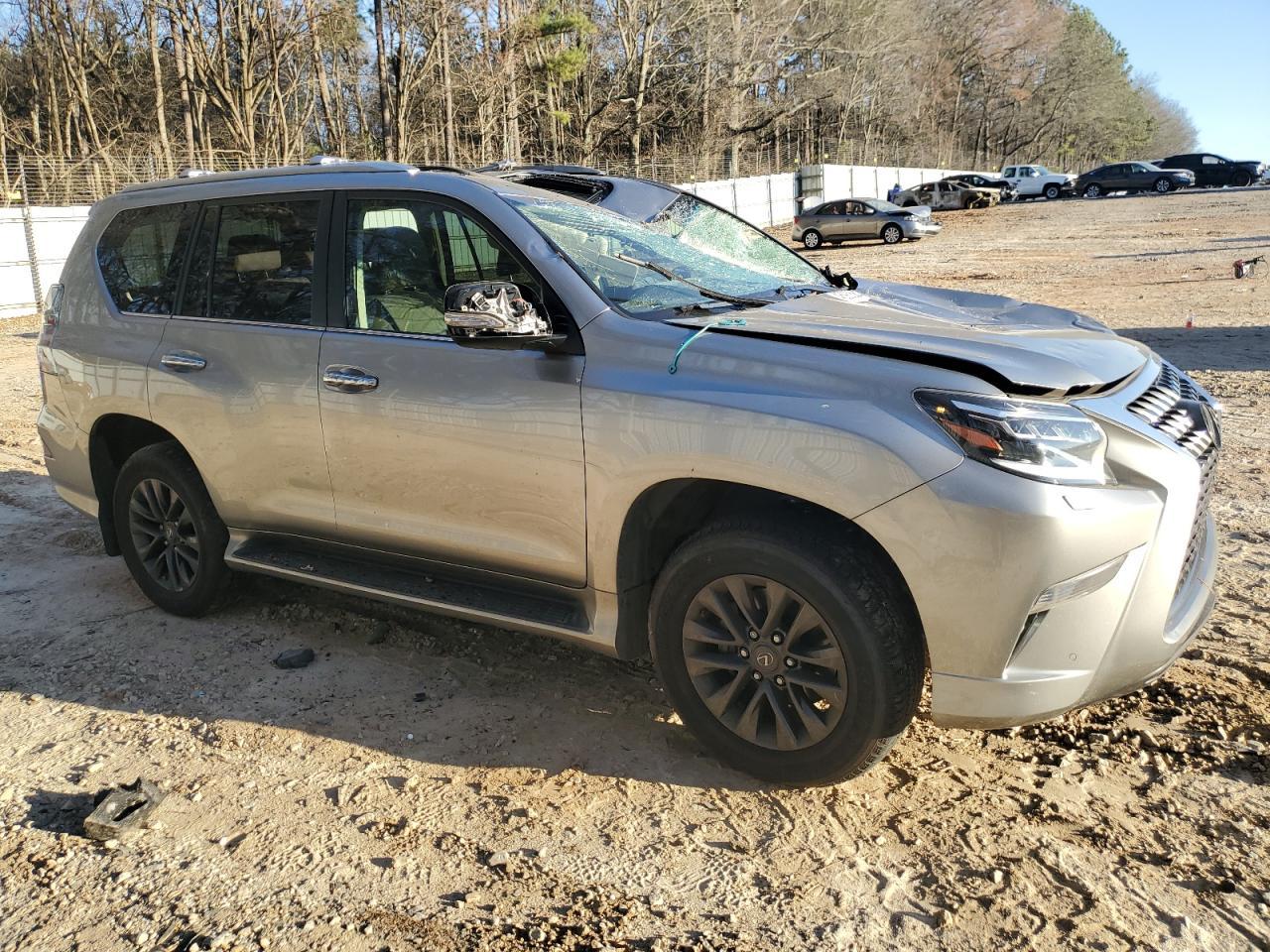 2022 LEXUS GX 460 - Image 4