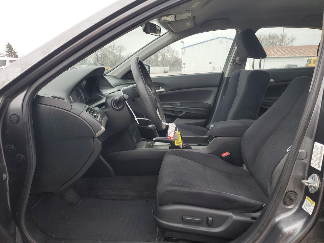 2011 HONDA ACCORD LXP - Image 7
