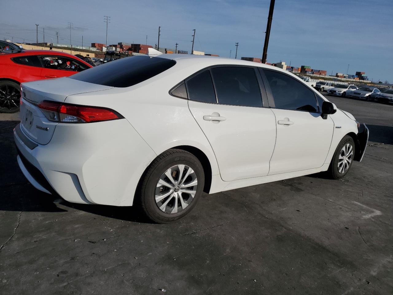 2021 TOYOTA COROLLA LE - Image 3