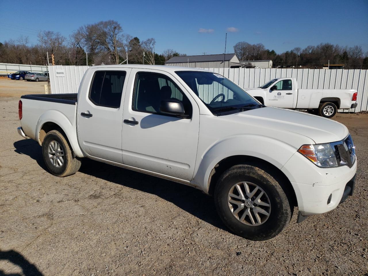 2019 NISSAN FRONTIER S - Фото 4
